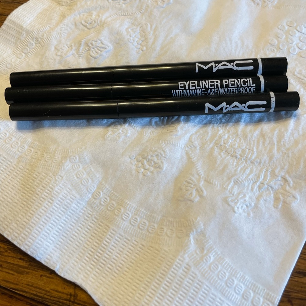 MAC eyeliners